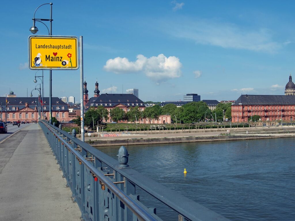 Mainz: Videoüberwachung im Zollhafen in der Diskussion